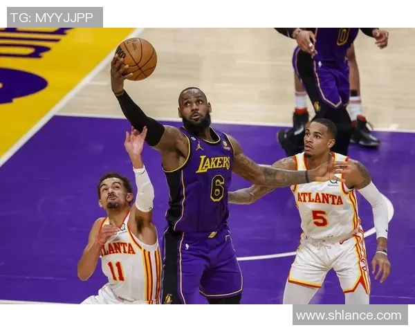 湖人与热火对决的精彩瞬间与战术分析让我对篮球的热爱更深一层